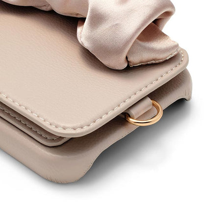Classy Scrunchie Case (pale blue)